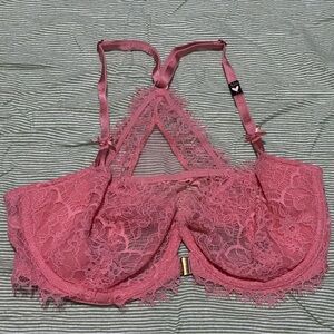 NWT Victoria’s Secret 32D push-up without padding